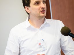 2015march_153_20150423_1950091147