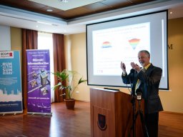 2015march_38_20150423_1368176564