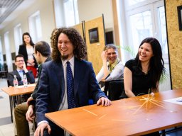 2015march_121_20150423_1705803481